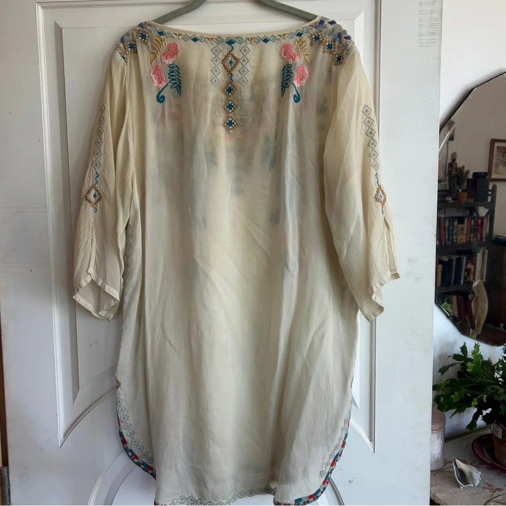 Johnny Was Cream Floral Embroidered Top L - Picture 4 of 7